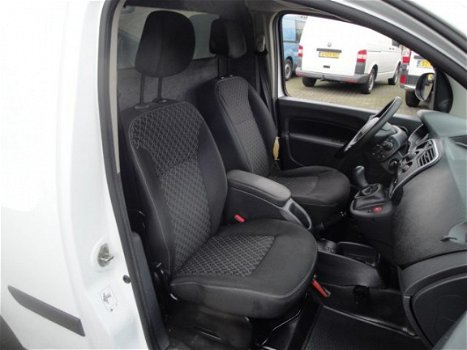 Renault Kangoo - 1.5 DCI 55KW 75PK NAVIGATIE/ PARKEERSESNOREN/ ELEC RAMEN/ 100% D - 1