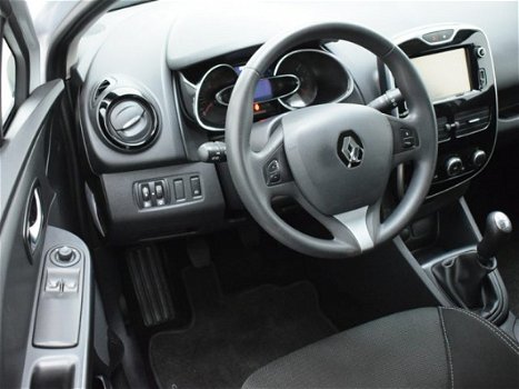 Renault Clio Estate - 1.5 DCI TREKHAAK|NAVI|AIRCO - 1