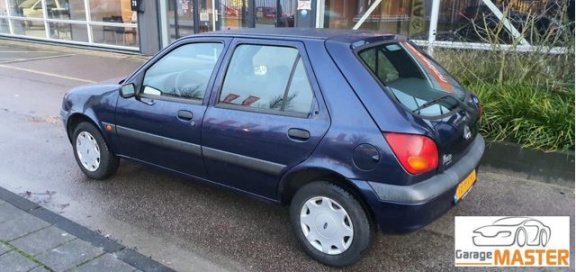 Ford Fiesta - 1.3i - 1