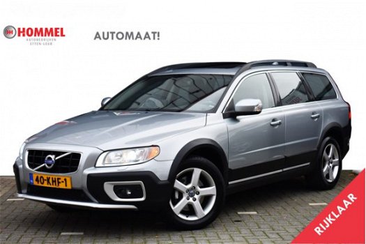 Volvo XC70 - 2.4D MOMENTUM - AUTOMAAT - NAVI - LEER - 1