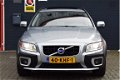 Volvo XC70 - 2.4D MOMENTUM - AUTOMAAT - NAVI - LEER - 1 - Thumbnail