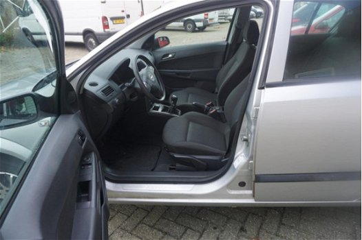 Opel Astra - 1.4 Essentia NETTE AUTO, WEINIG KM, NAP - 1