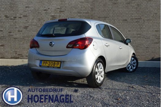 Opel Corsa - 1.4 Color Edition Airco/Cruise control/Bluetooth/Parkeersensoren/Velgen LM 15'' - 1