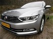 Volkswagen Passat Variant - R-EDITION-TUNGSTEN/ADAPTIVE-CC/LEDERSPORTS/LED/CHROME/INR&GAR.MOGELIJK - 1 - Thumbnail