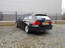 BMW 3-serie Touring - 320i Parkeersensoren, Climate Control