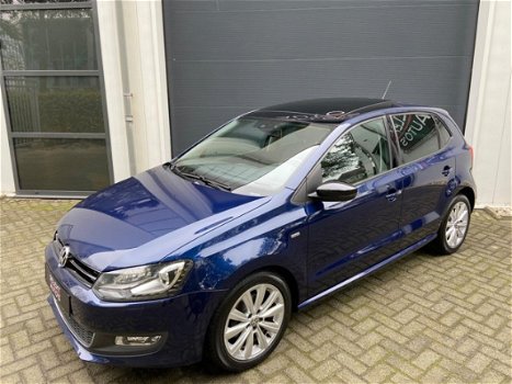 Volkswagen Polo - 1.2 TSI BlueMotion Highline Match Led/Panoramadak/MF Stuur/16 Inch/Nieuwstaat/Apk - 1