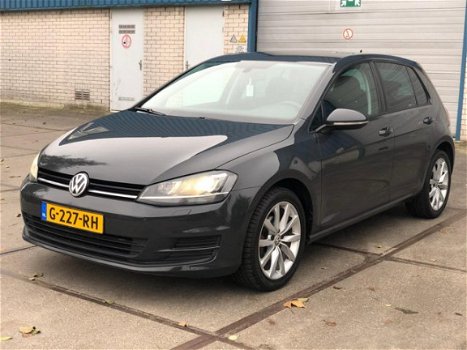 Volkswagen Golf - 1.2 TSI Highline Navi Xenon 105pk TSI 5Drs 2014 - 1