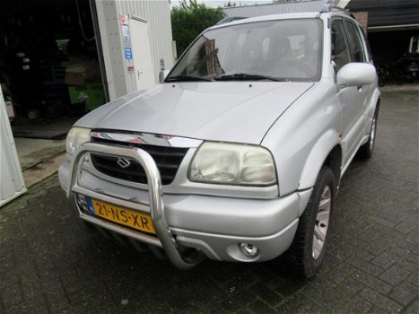 Suzuki Grand Vitara - 2.0 airco , 4x4 , nieuwe apk trekhaak , keurig 06-25113430 - 1