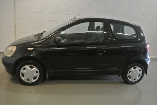 Toyota Yaris - 1.3-16V VVTI / 3-Drs/ Trekhaak/ Nieuwe APK/ bj. 2000 - 1