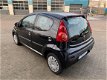 Peugeot 107 - 1.0-12V XS / Urban Move / Airco / 5 Deurs / - 1 - Thumbnail