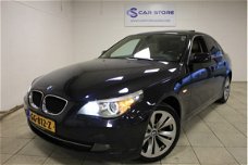 BMW 5-serie - 530d Business Line / 300+ PK / 6 BAK / XENON / DAK / LEDER / +++