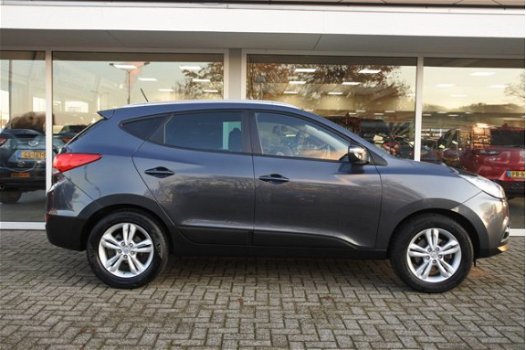 Hyundai ix35 - 2.0i Business Edition | Trekhaak | Navigatie | - 1