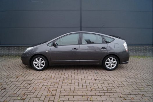 Toyota Prius - 1.5 VVT-i | Automaat | Hybride zonder stekker - 1