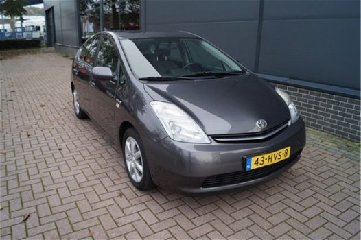 Toyota Prius - 1.5 VVT-i | Automaat | Hybride zonder stekker - 1