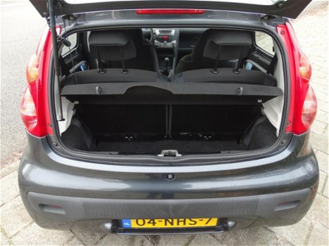 Peugeot 107 - 1.0-12V Urban Move - AIRCO - 5 DEURS - NIEUWE APK BIJ AFL - ELEK RAMEN - 1