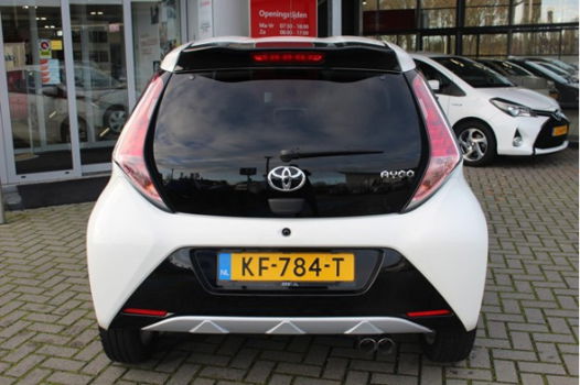 Toyota Aygo - 1.0 X-SPORT 5-DRS 1E EIG AIRCO CAMERA - 1