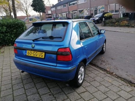 Skoda Felicia - 1.6 Funline AIRCO -NIEUWE APK - WEINIG KM - 1