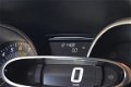 Renault Clio Estate - 0.9 TCe Night&Day 90PK 1e eig met navi, bt tel, airco, cruise control en lmv - 1 - Thumbnail