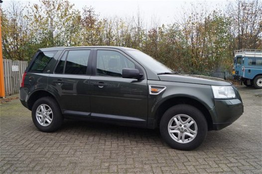 Land Rover Freelander - 2.2 TD4 E - 1