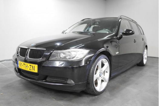 BMW 3-serie Touring - 318i Business Line - 1