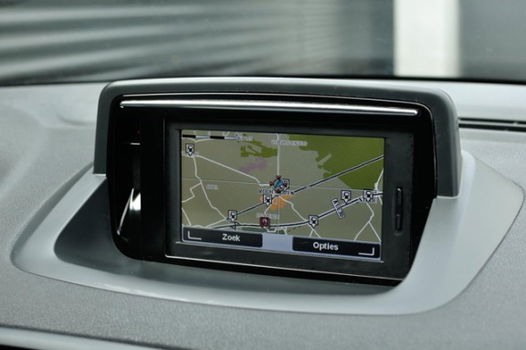 Renault Mégane Estate - 1.5 dCi Bose Navigatie / Clima / Nette staat - 1