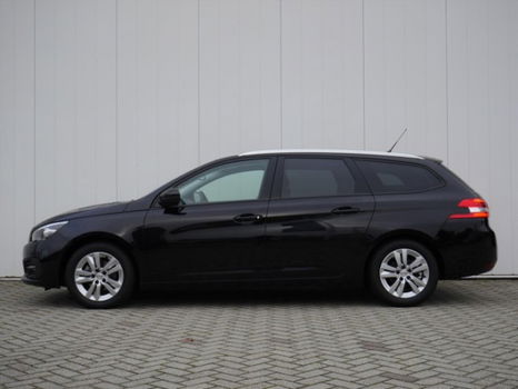 Peugeot 308 - Executive 1.2 110PK | NAVI | CLIMATE | PANORAMA - 1