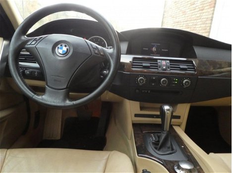 BMW 5-serie - 530i Executive Automaat / Leder / Navi / Dealeronderhouden - 1