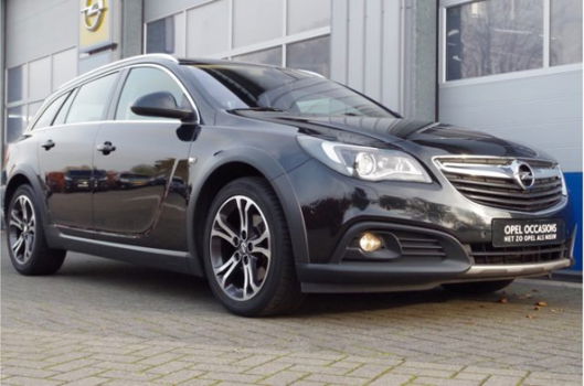 Opel Insignia Country Tourer - 1.6 TURBO 170PK CCOSMO+ | NAVI | XENON | LEDER | CLIMA | LED | PDC | - 1