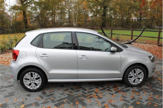 Volkswagen Polo - 1.2 TSI Trendline /automaat - 1