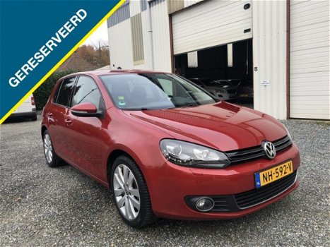 Volkswagen Golf - 1.4 TSI Highline DSG XENON LED TOP Auto - 1