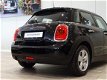 Mini Mini One - Hatchback Business 5 deurs / Navigatie / Airconditioning / Bluetooth / USB / Apple C - 1 - Thumbnail