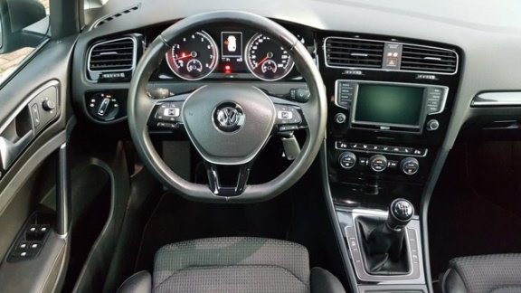 Volkswagen Golf Variant - 1.4 TSI Connected Series PDC, NAVIGATIE, ERGO STOELEN, LEER, XENON LUXE - 1