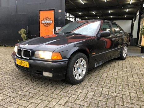 BMW 3-serie - 318iS Executive 1E EIG 140 PK AIRCO CRUISE - 1