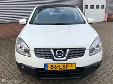 Nissan Qashqai - 2.0 dCi Acenta Premium 4WD TREKHAAK TOPSTAAT