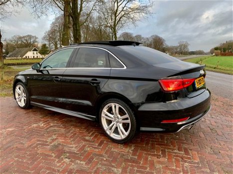 Audi A3 Limousine - 1.6 TDI Ambit. Pro Line S S-Line Panoramadak - 1