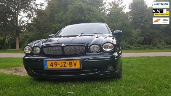 Jaguar X-type - 2.5 V6 Sport - 1