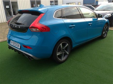 Volvo V40 - 1.6 T3 R-Design 1e eigenaar keyless-go - 1