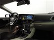 Volvo V40 - D2 Momentum Business (leer, panodak, LED.pdc) - 1 - Thumbnail