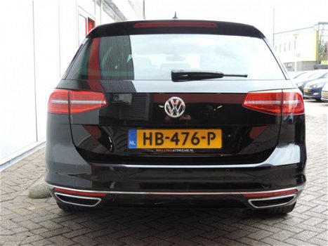 Volkswagen Passat Variant - 1.4 TSI GTE Highline (leer, panodak, 7%bijtelling) - 1