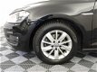 Volkswagen Golf - 1.6 TDI BlueMotion Highline (pdc, LED, navi) - 1 - Thumbnail