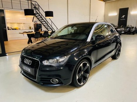 Audi A1 - 1.4 TFSI Ambition 122 PK, S-line, Rotorvelgen origineel, VOL, Half lederen bekleding - 1