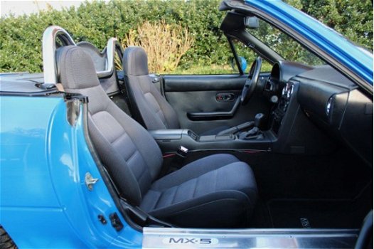 Mazda MX-5 - NA 1.6l Mariner Blue - 1