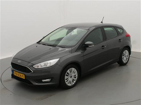 Ford Focus - 1.5 TDCi 120pk 5-deurs Titanium Edition - 1