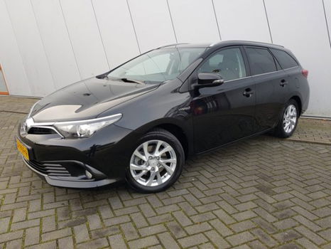 Toyota Auris Touring Sports - 1.8 Hybrid Lease | PANORAMADAK | NAVIGATIESYSTEEM | AUTOMAAT | - 1