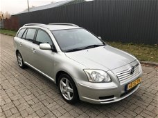 Toyota Avensis Wagon - 2.0 D-4D Linea Terra