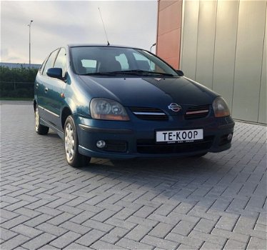 Nissan Almera Tino - 2.0 CVT Comfort - 1