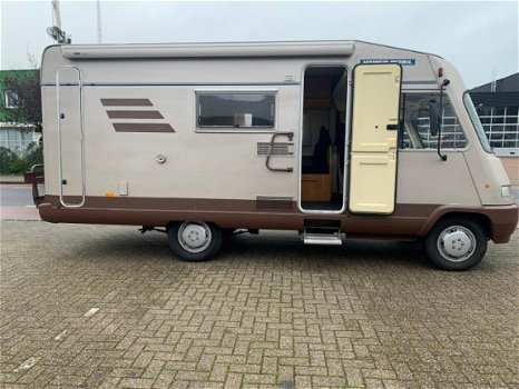 Hymer B564 - 1