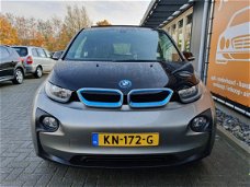 BMW i3 - Basis Comfort Advance 94Ah 33 kWh Automaat met Zonnedak, Leer, Stoelverwarming, Navigatie,