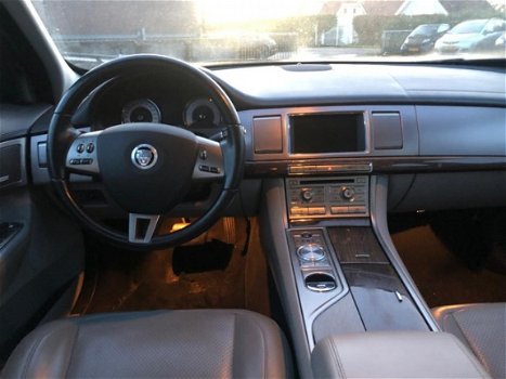 Jaguar XF - 2.7D V6 Luxury TIK IN DE MOTOR - 1