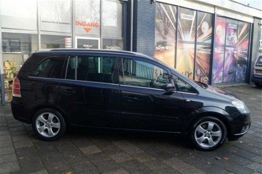 Opel Zafira - 2.0 Turbo Cosmo / Clima / Cruise / Xenon - 1